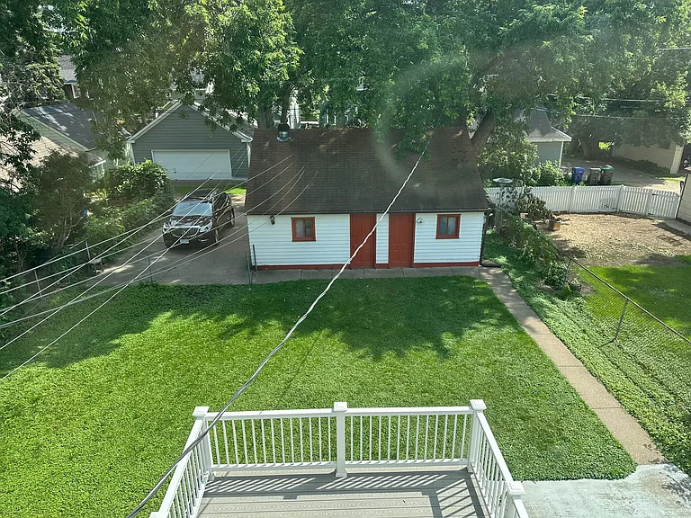 2000 Carroll Ave — Photo 5