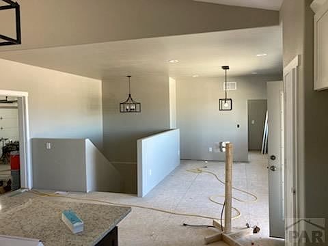 4th image of 1157 S Oakleaf Dr