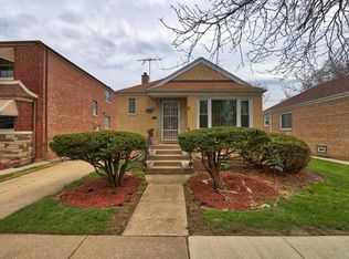 10935 S Eberhart Ave, Chicago, IL