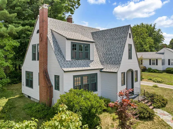 137 Highland Street, Laconia, NH 03246