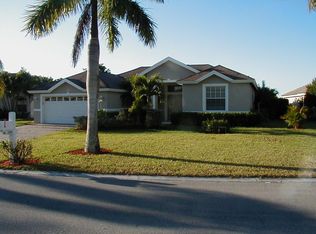 2034 Terrazzo Ln, Naples, FL 34104