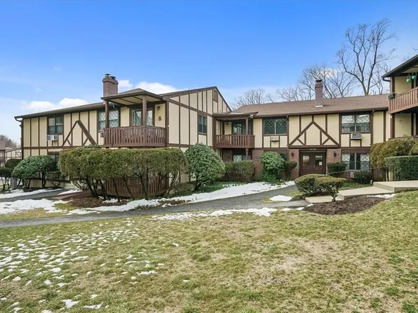 580 Sierra Vista Lane, Valley Cottage, NY 10989