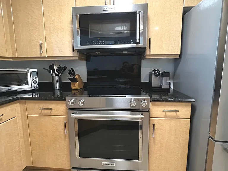 801 Brickell Key Blvd #1707 — Photo 30