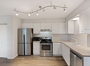 1 BD available in the serene SW Hills, Portland, OR 97201