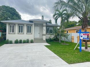 2254 Cody St, Hollywood, FL 33020