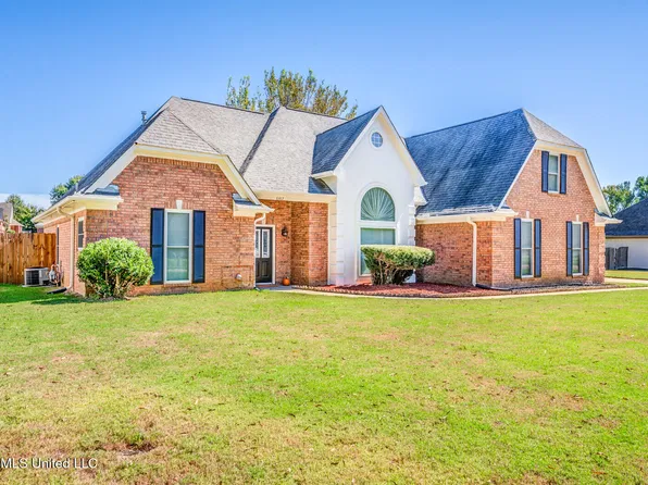 6382 Darren Dr, Olive Branch, MS 38654