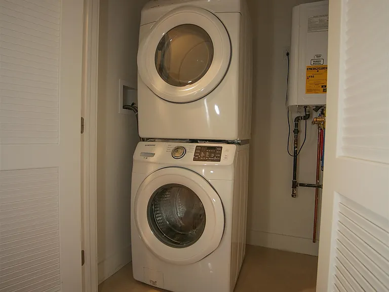 141 Beach St #2 — Photo 7