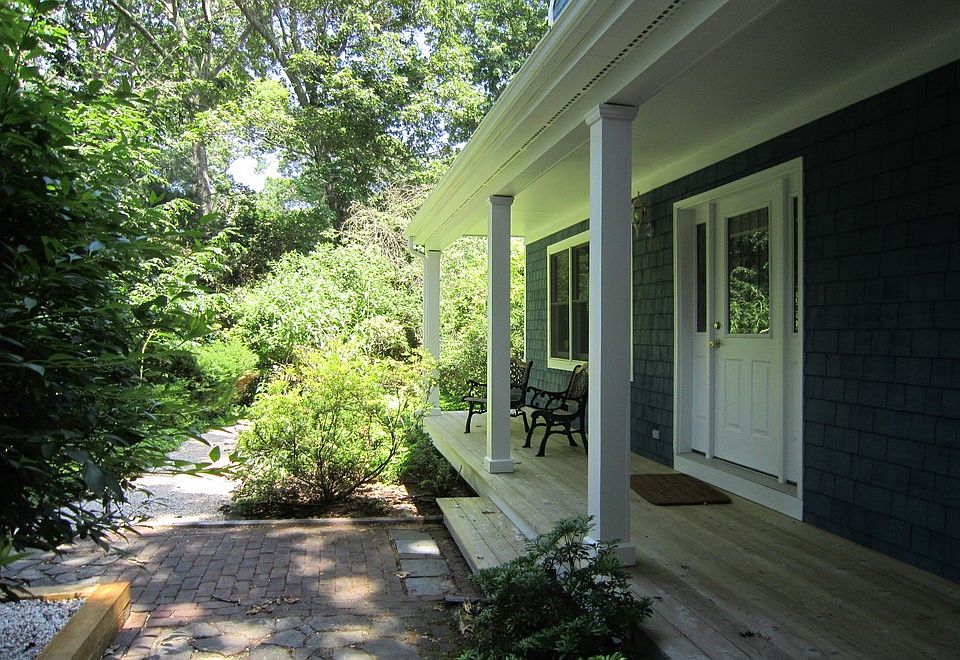 1st image of 26 Edwards Ave