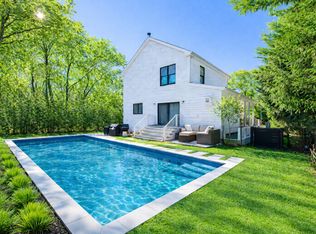 42 Knoll Rd, Southampton, NY 11968