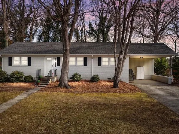 2522 Hickory Ave, Burlington, NC 27215