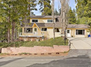 26970 Grass Valley Ln, Lake Arrowhead, CA 92352