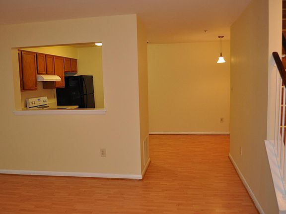 4th image of 18991 Highstream Dr #831