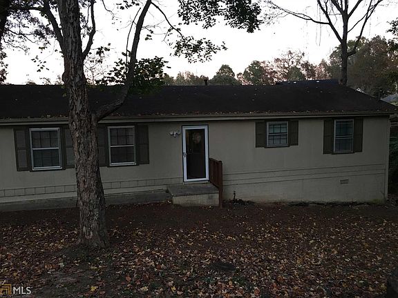 4th image of 1225 Kathy Ct NE