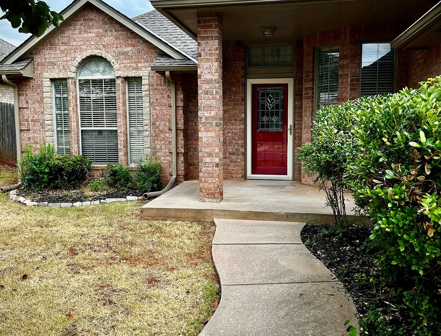 3 bed, 1879 sqft, $1,775 — Photo 4