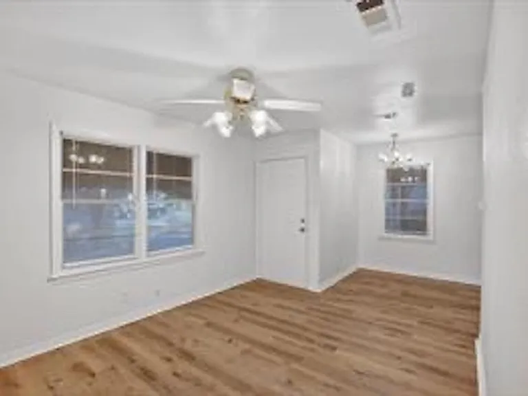4709 Mayfair St — Photo 2