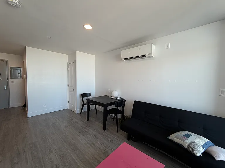 1399 Myrtle Ave #7B — Photo 3