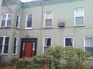 301 9th St SE APT 1, Washington, DC 20003