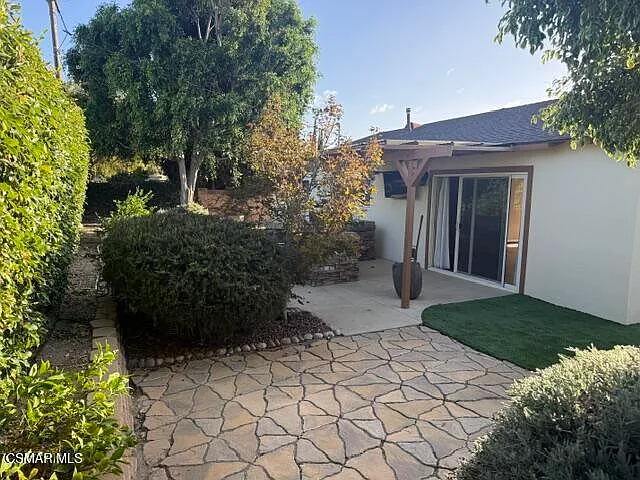 3 bed, 1244 sqft, $3,900 — Photo 4