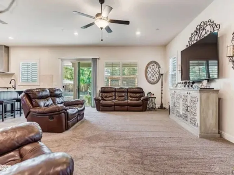 14728 Plumeria Ct — Photo 6