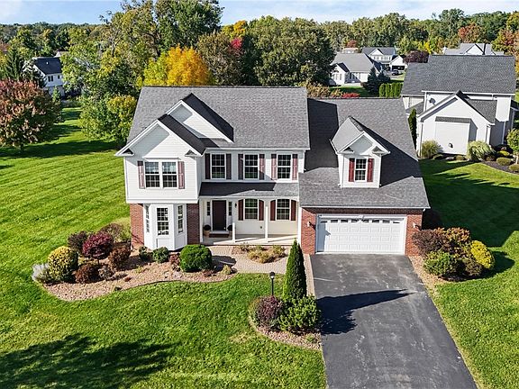 2nd image of 29 Coralburst Cres