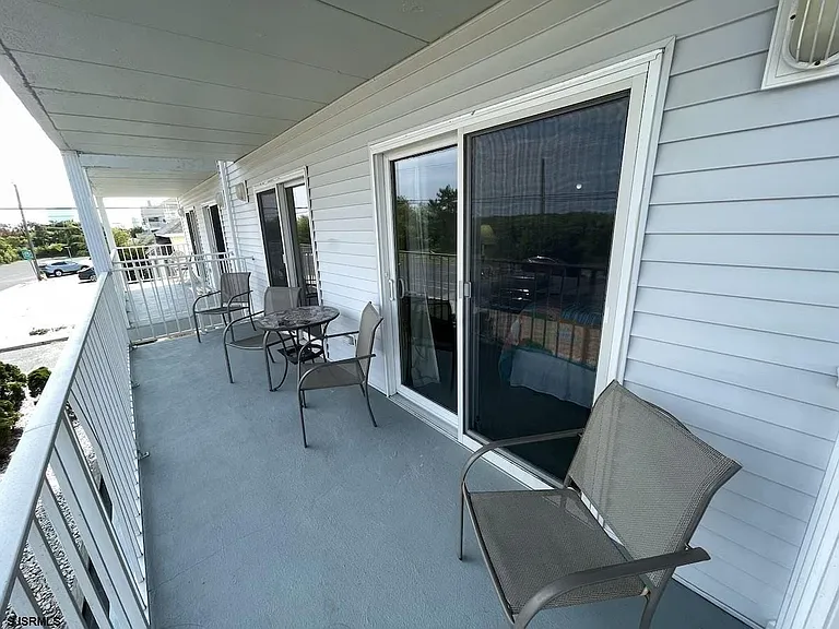 3901 Ocean Ave #2 — Photo 18