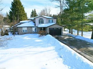 45 Side Road 18 Rd, Centre Wellington, ON N1M 2W3