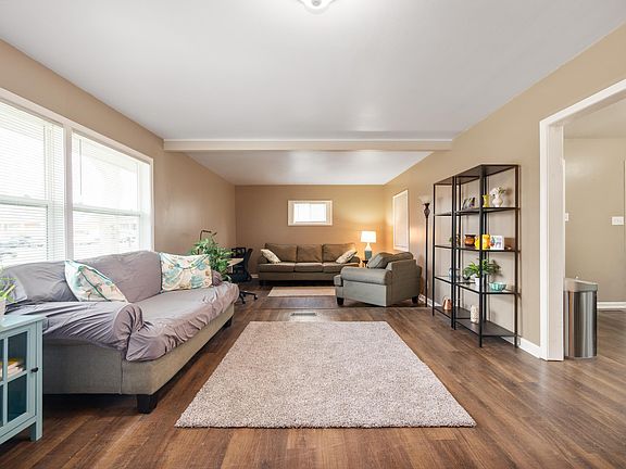 5th image of 100 N Tyrone Dr