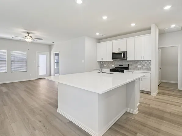 511 Green Gables Dr, McKinney, TX 75071