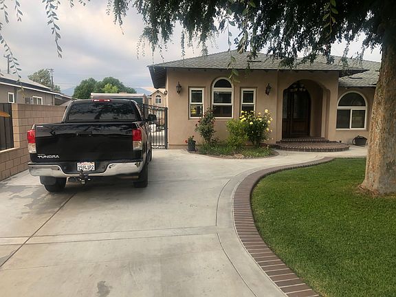 2nd image of 1701 W Swanee Ln