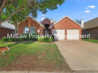 7012 Deer Ridge Dr, Fort Worth, TX 76137