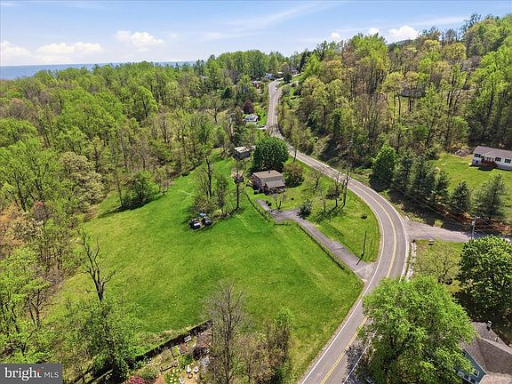 3rd image of 115 Chester Gap Rd