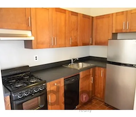 Rented by DSA Realty | media 30