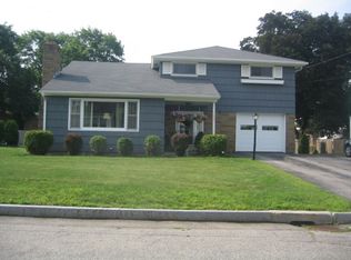 759 Harvard St, Manchester, NH 03103