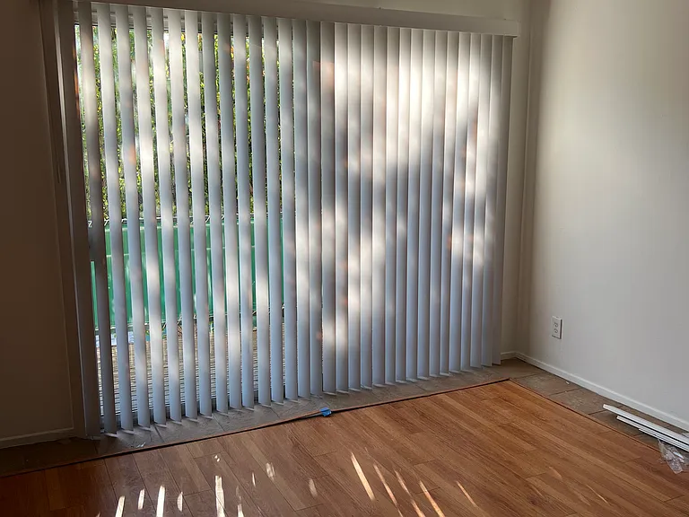 5460 White Oak Ave #J201 — Photo 2