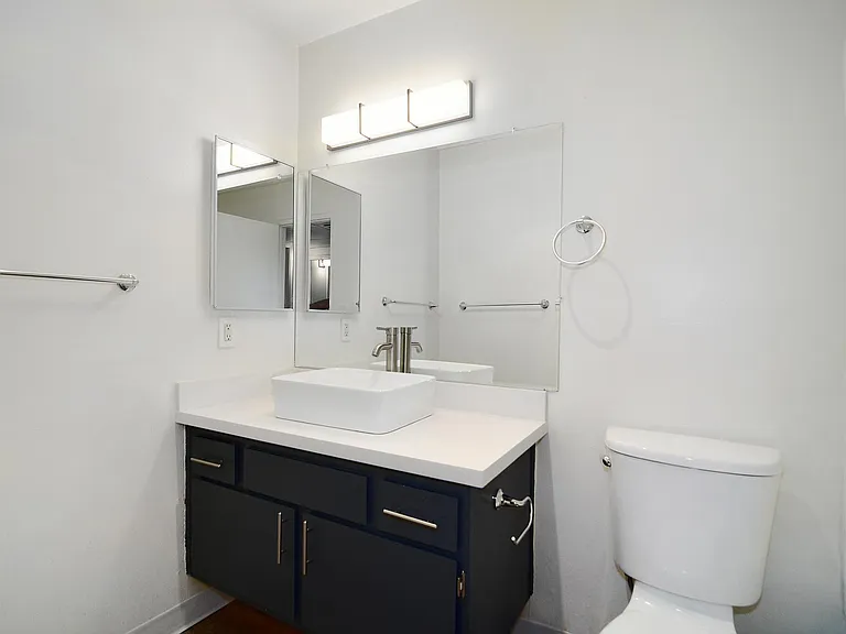 Olive Tree Apartments — Photo 17