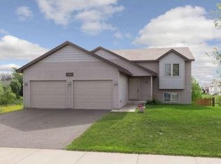 716 Park Brook Rd, Isanti, MN 55040