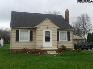 2031 Diamond St NE, Canton, OH 44721