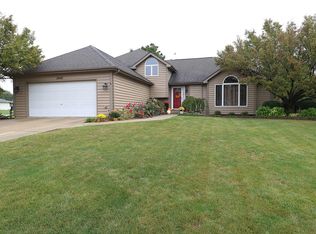 15405 S Creekside Dr, Plainfield, IL 60544