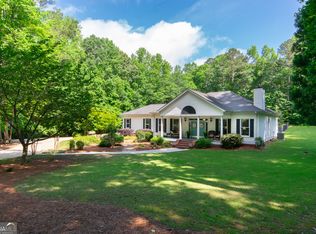 20 Longwood Ln, Newnan, GA 30263