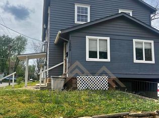 1305 SW Clay St., Topeka, KS 66604