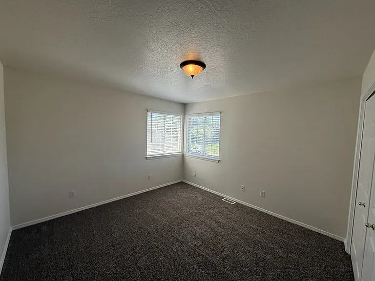 2158 S Dorothy Ave — Photo 13
