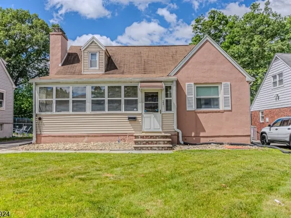 23 WOODWARD AVENUE, Bloomingdale Boro, NJ 07403