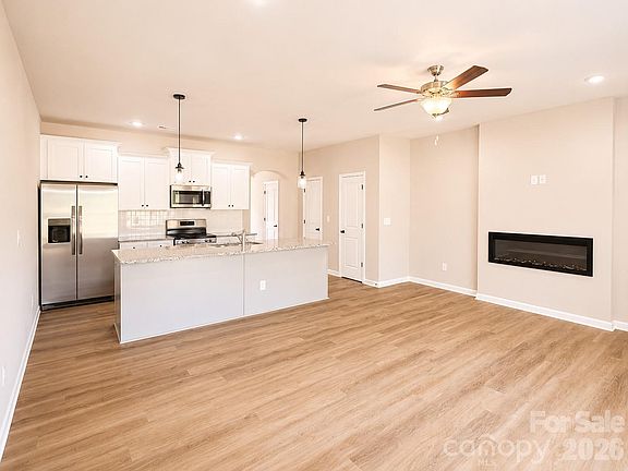 2nd image of 5949 Wallace Ave