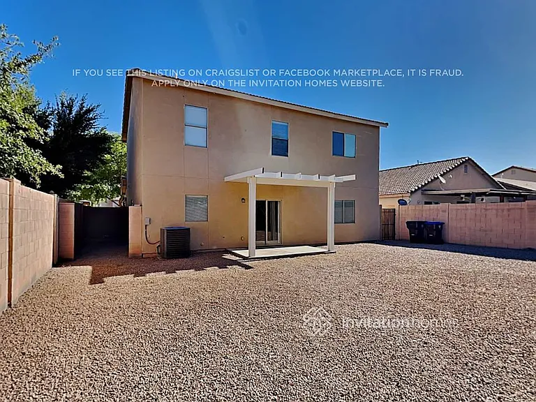 2101 E Caspian Way — Photo 18