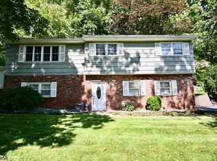 38 Paderewski Rd, Oak Ridge, NJ 07438
