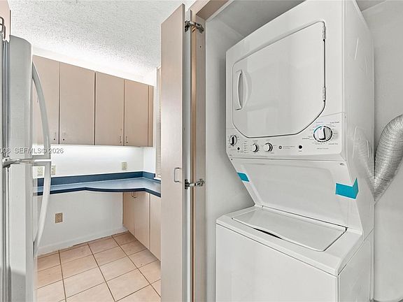 3rd image of 6800 Cypress Rd APT 411