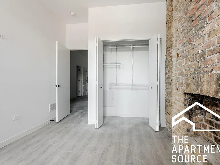 2743 W Division St #3R — Photo 19