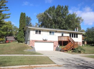 728 W Maple Ave, Fergus Falls, MN 56537