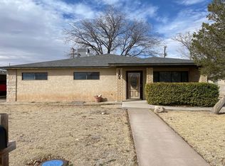 1204 Yucca Ave, Artesia, NM 88210