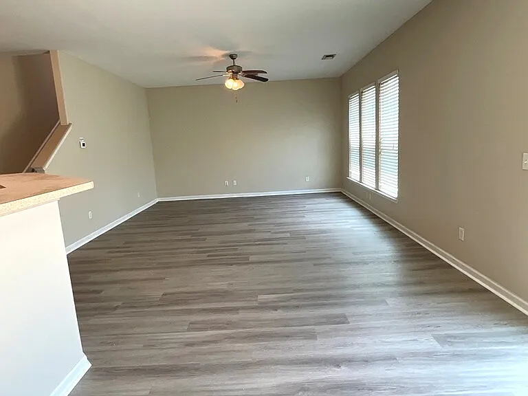 58 Spring Lakes Cir — Photo 6